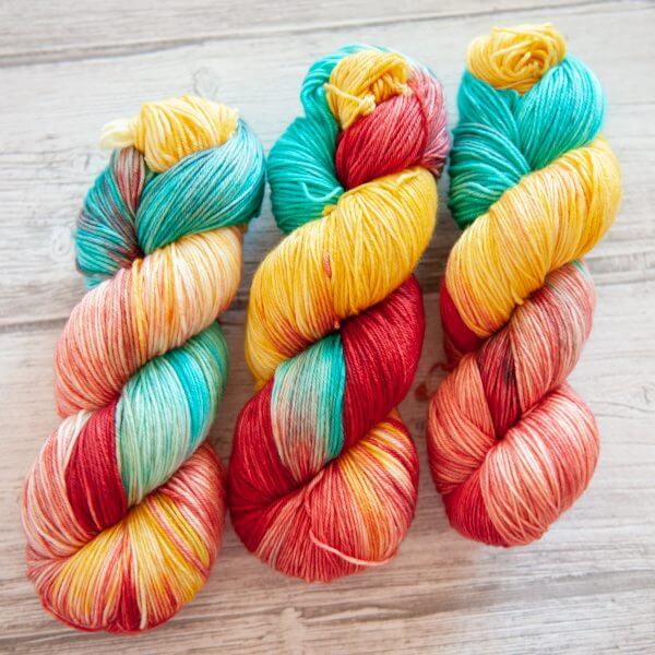 3 skeins of yarn in colorway 'Roussillon'
